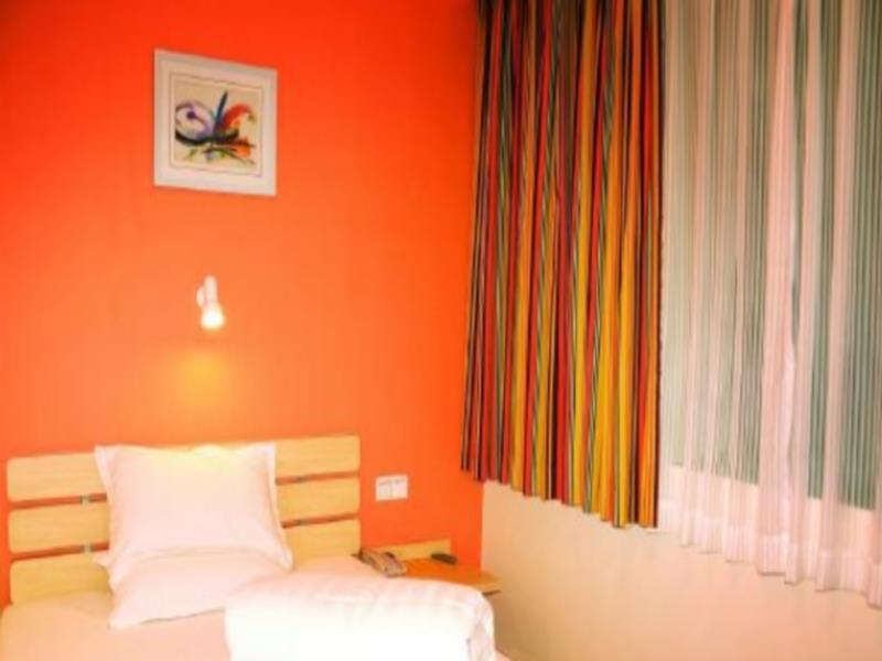 7 Days Inn Hanzhong The Central Plaza Renmin Road Εξωτερικό φωτογραφία